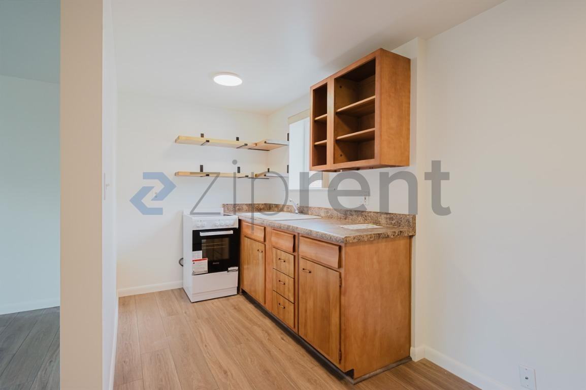 673 E 6th Ave #6 - Photo 5 of 10