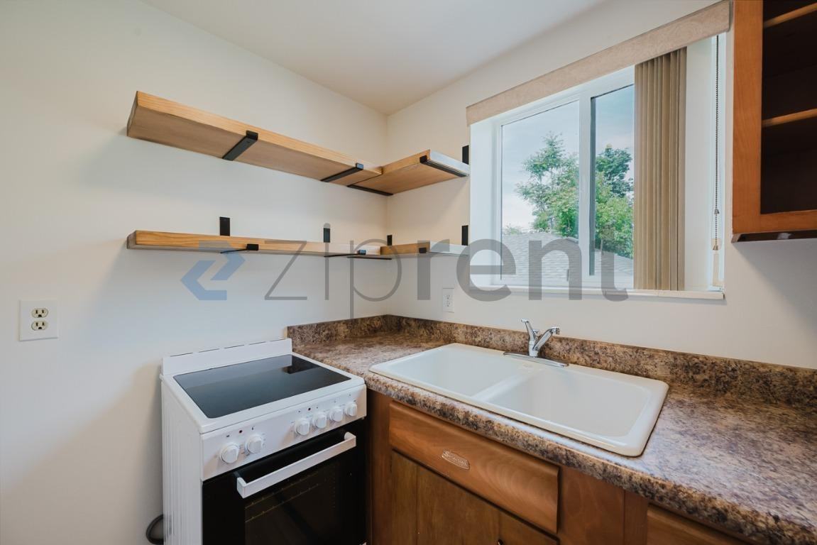 673 E 6th Ave #6 - Photo 7 of 10