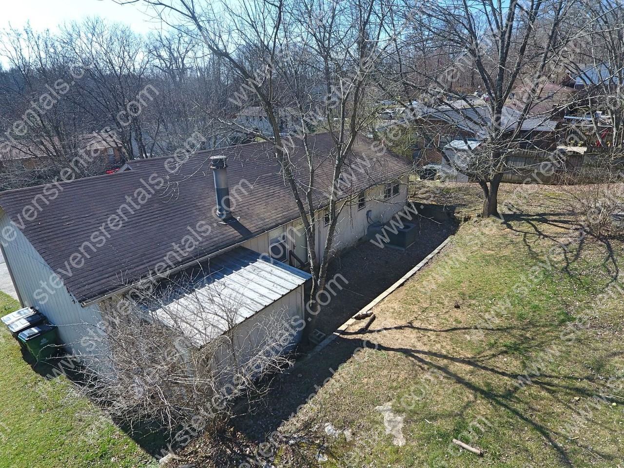 3260 Niagara Dr - Photo 2 of 14
