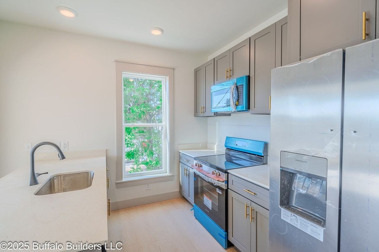 The Fitzgerald - Photo 2 of 10