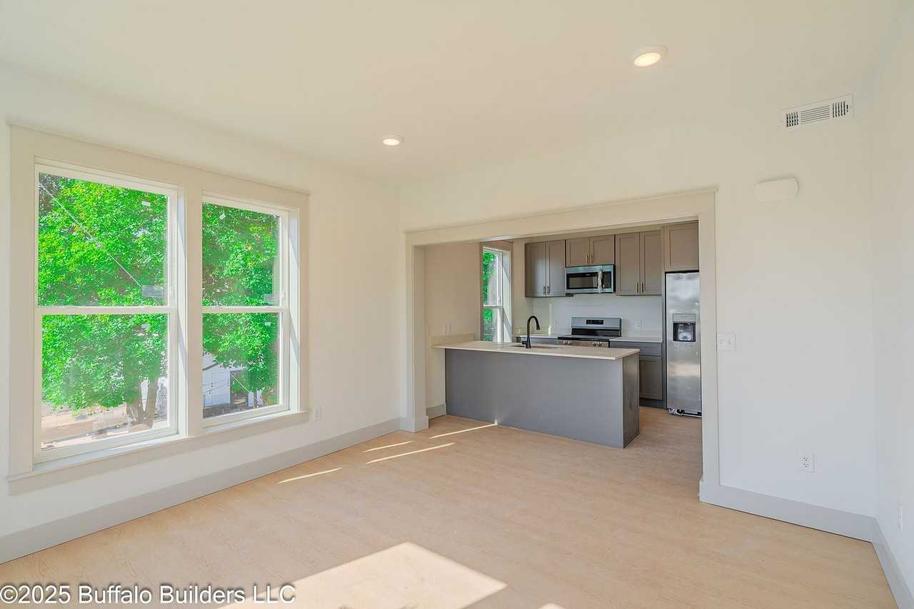The Fitzgerald - Photo 5 of 10