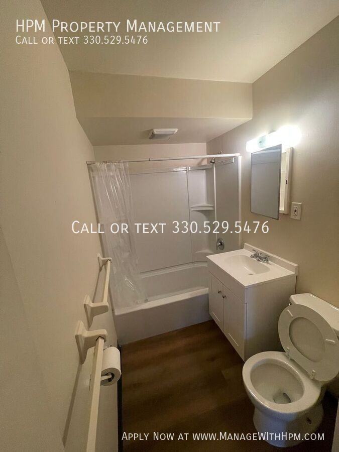 20580 Lorain Rd - 20586 Lorain Rd #11 - Photo 5 of 10