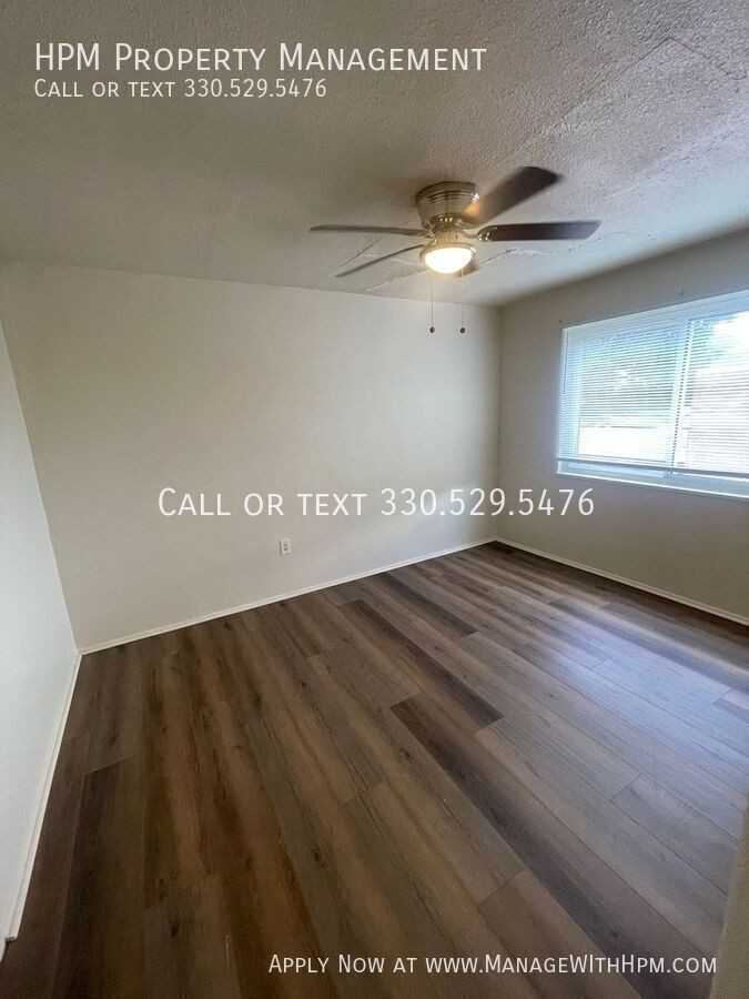 20580 Lorain Rd - 20586 Lorain Rd #11 - Photo 7 of 10