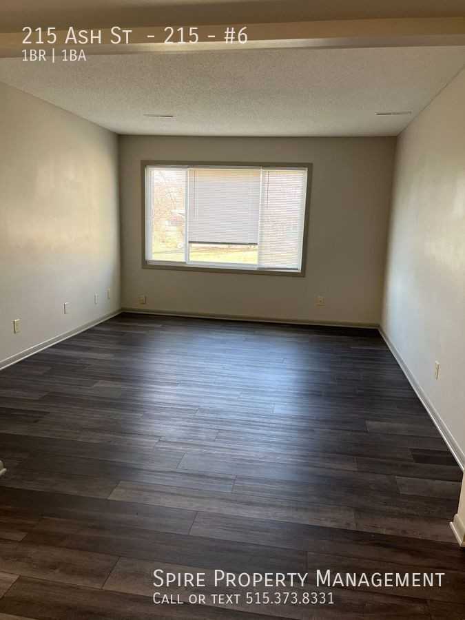 215 Ash St #6 - Photo 3 of 8