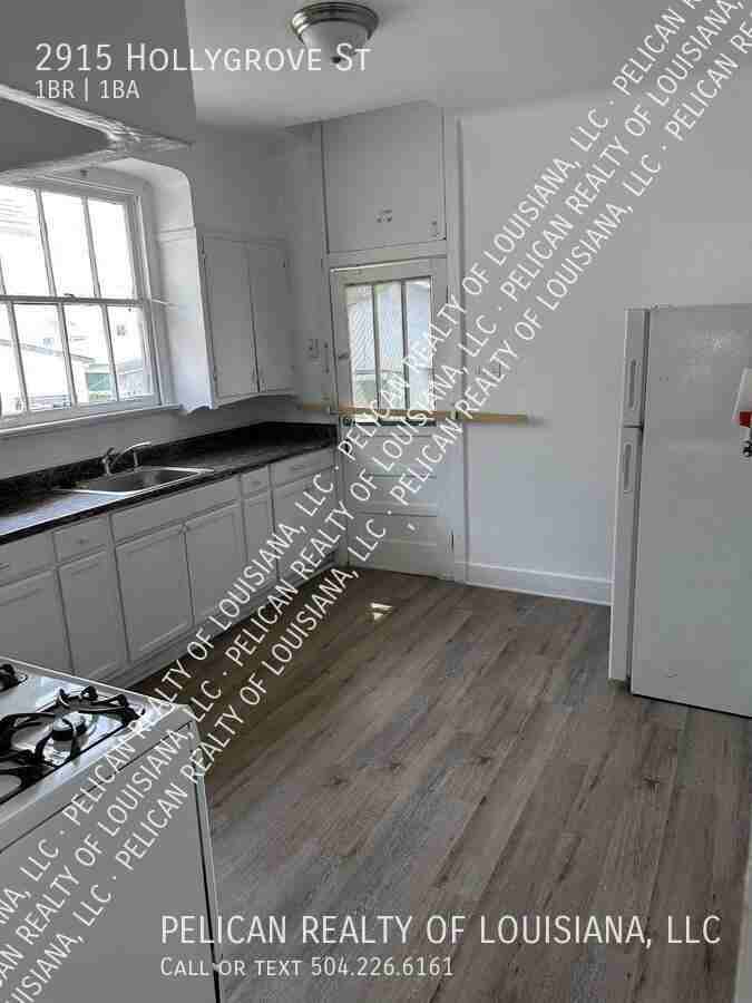 2915 Hollygrove St - Photo 3 of 8