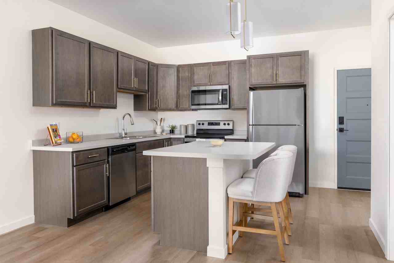 Millstone Commons - Photo 4 of 50