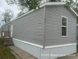 1421 Winona St - Photo 1 of 1