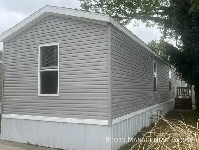 1421 Winona St #1421WN - Photo 2 of 14
