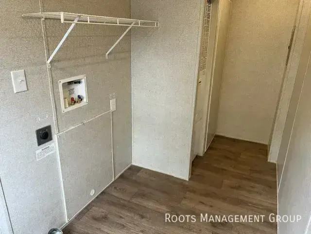 1421 Winona St #1421WN - Photo 5 of 14