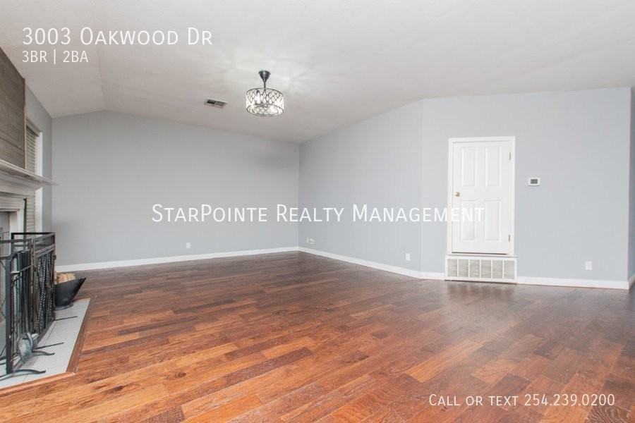 3003 Oakwood Dr - Photo 4 of 22