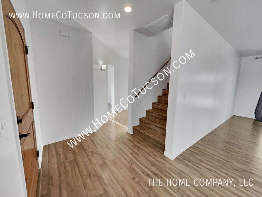 70 W 21st St - Photo 4 of 38