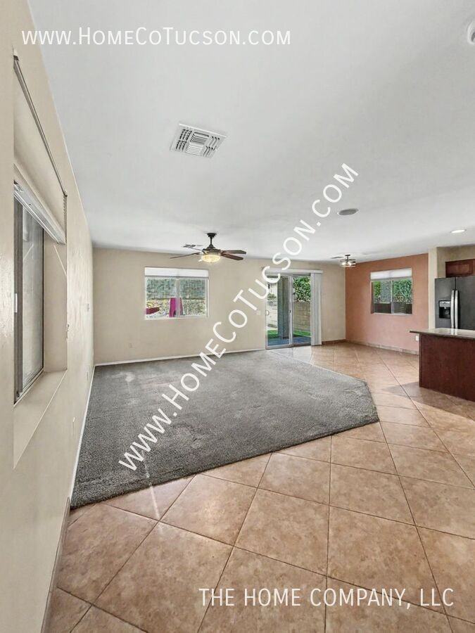 14306 S Camino Vallado - Photo 4 of 27
