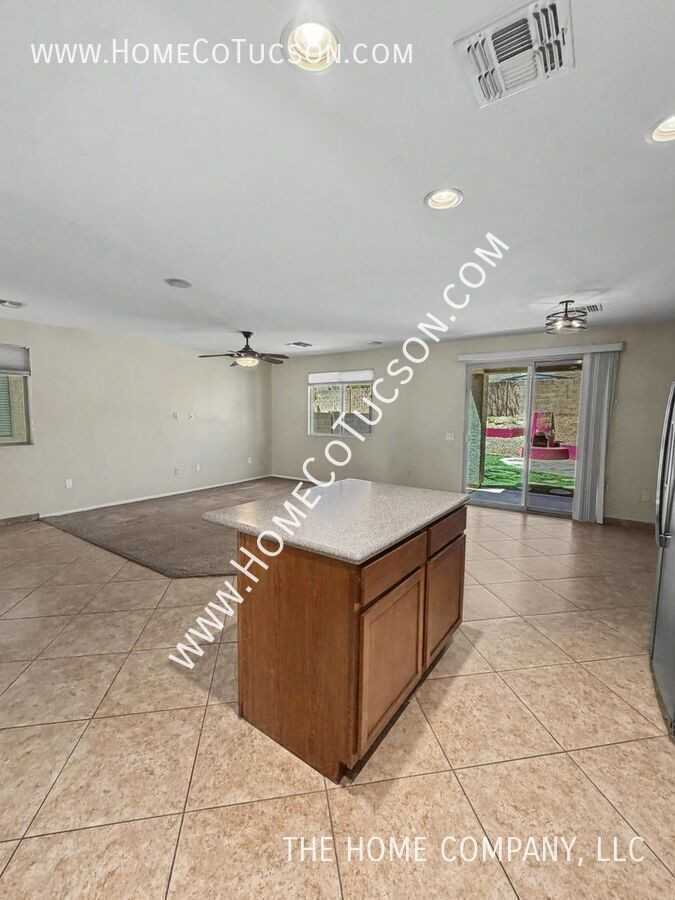14306 S Camino Vallado - Photo 6 of 27