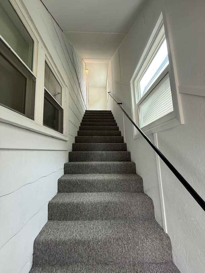 80-82 North 5th Avenue - Photo 3 of 38