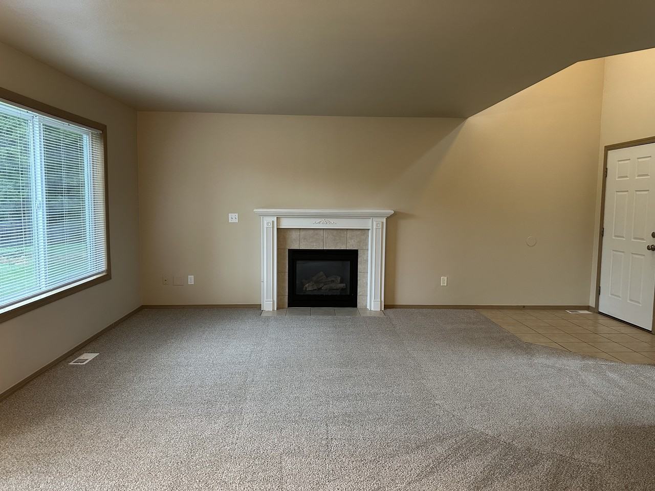 16007 29th Avenue Court East - Photo 4 of 19