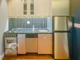 615 Gates Ave #1A - Photo 1 of 1