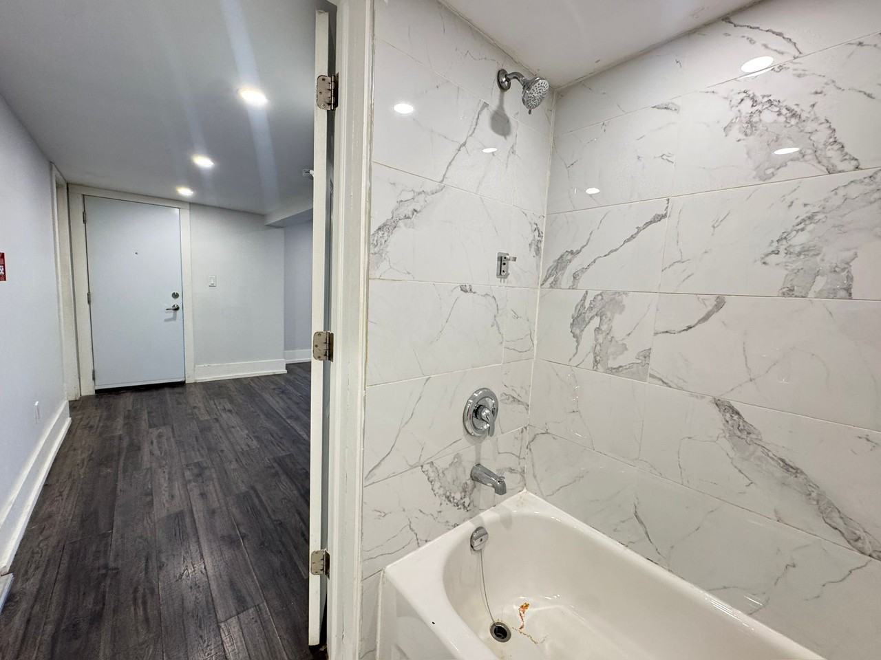 5 Balmoral Ave S - Photo 6 of 12