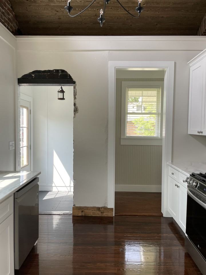 16 Oak St Ne #NA - Photo 6 of 14