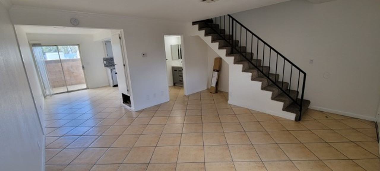 Modern and Homey Apartments in the Heart of Lancaster - Photo 4 of 12