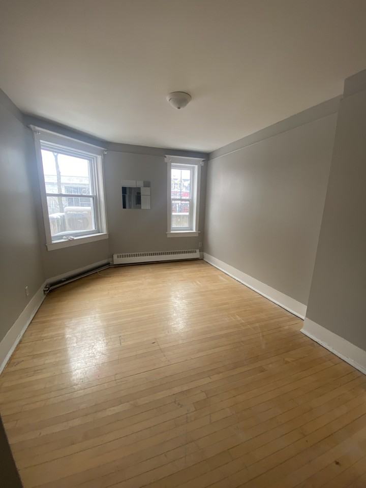 351 Elgin Street - Photo 4 of 7