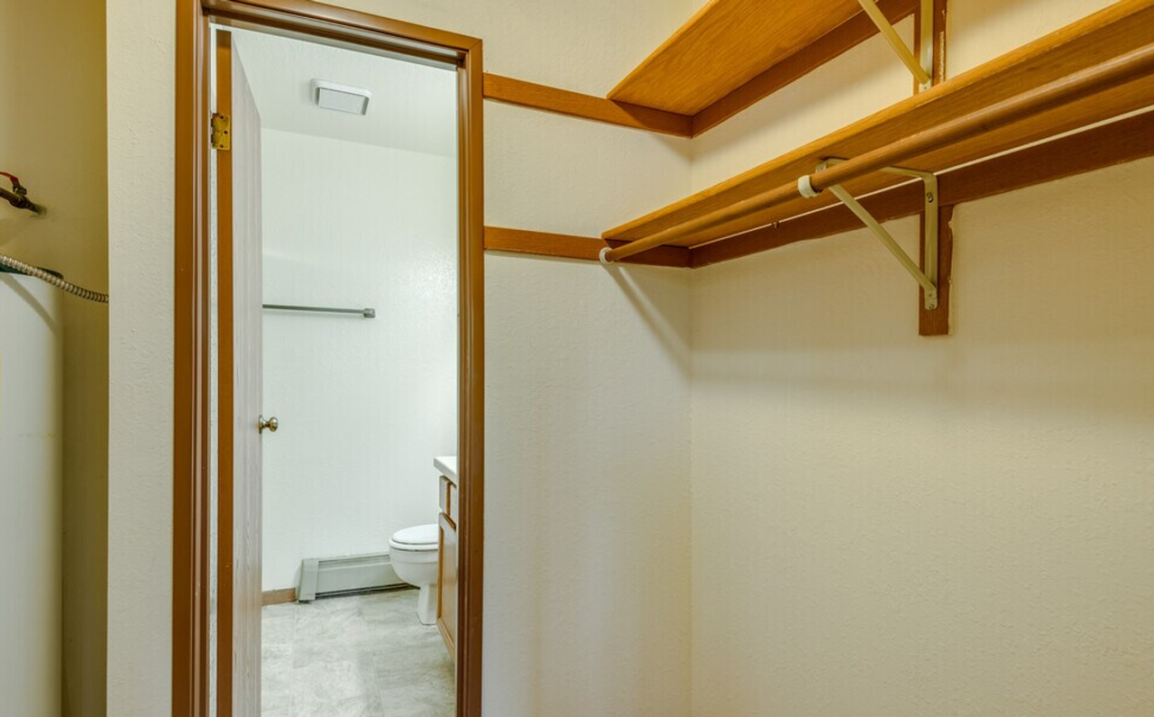 1461-1541 South 98th Street - Photo 7 of 17