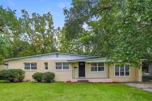 featured image of 6511 Burgundy Rd S