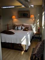 featured image of 200 S College Ave #403