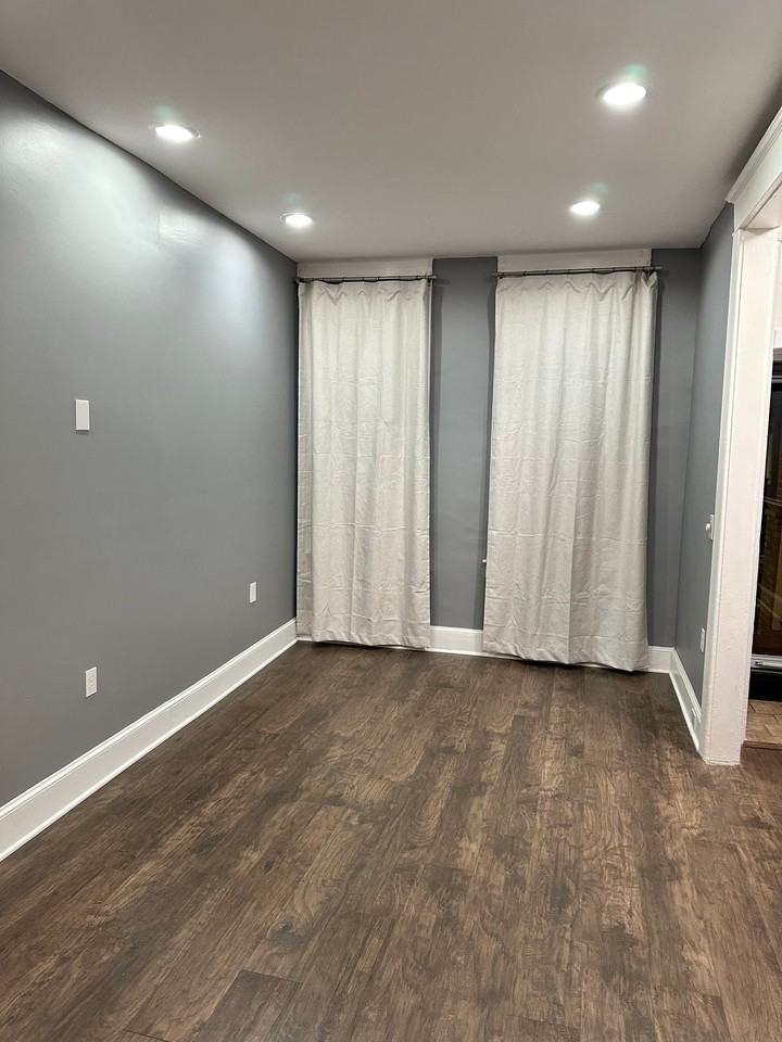 2204 Clifton Ave - Photo 2 of 38