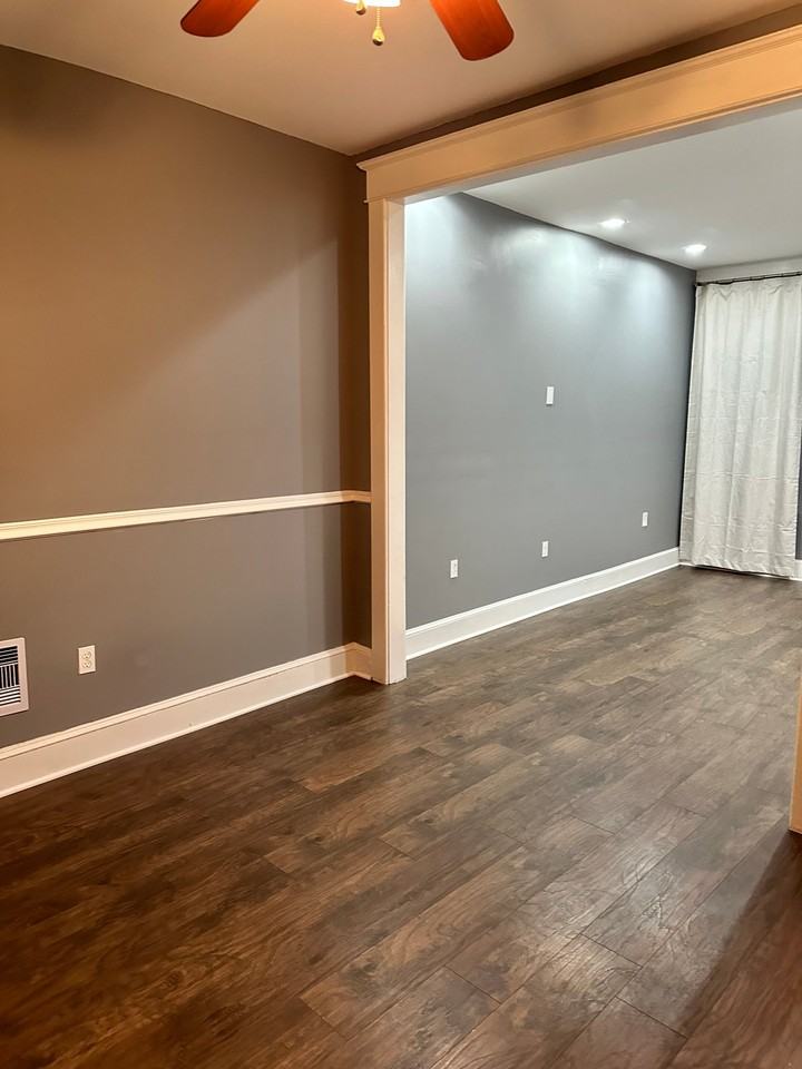2204 Clifton Ave - Photo 5 of 38