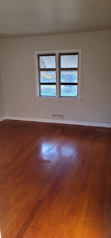 1392 How Ln - Photo 6 of 11
