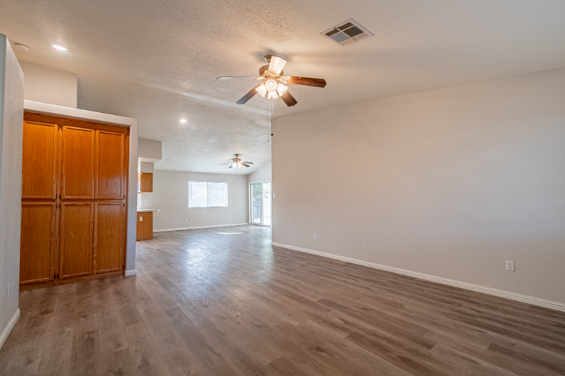 7189 E 24th Pl - Photo 5 of 31