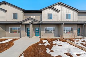 featured image of 2720 Barnstormer St #3