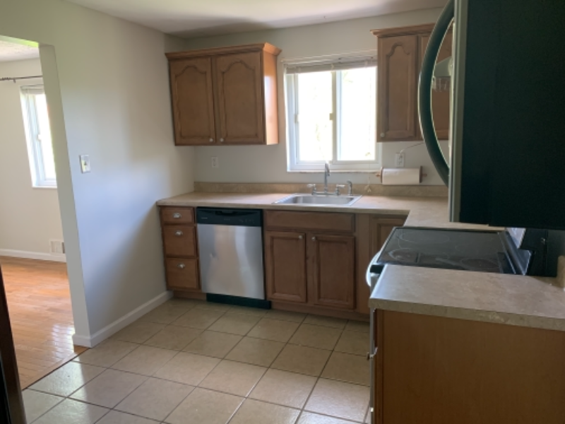 1521 Dunluce Dr - Photo 7 of 21