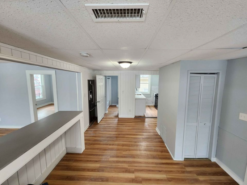 540 Hall St #2 - Photo 4 of 13