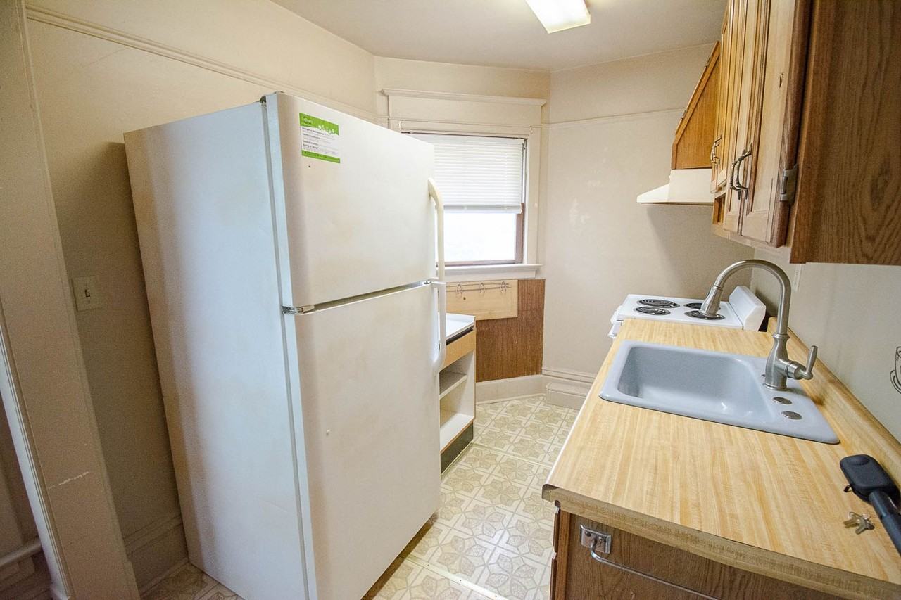 209 S Pearl St - Photo 6 of 21