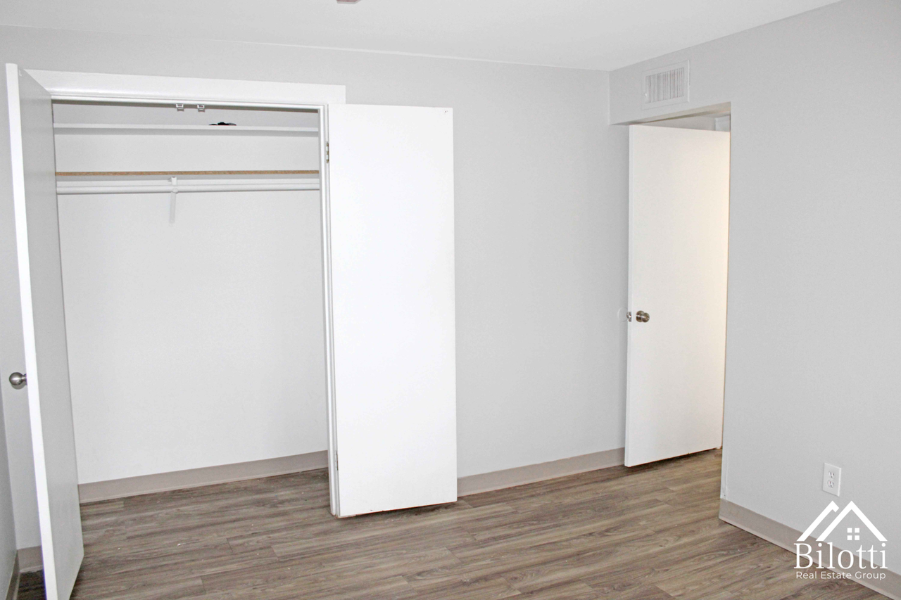 Hillside Terrace Apartments - Photo 5 of 27