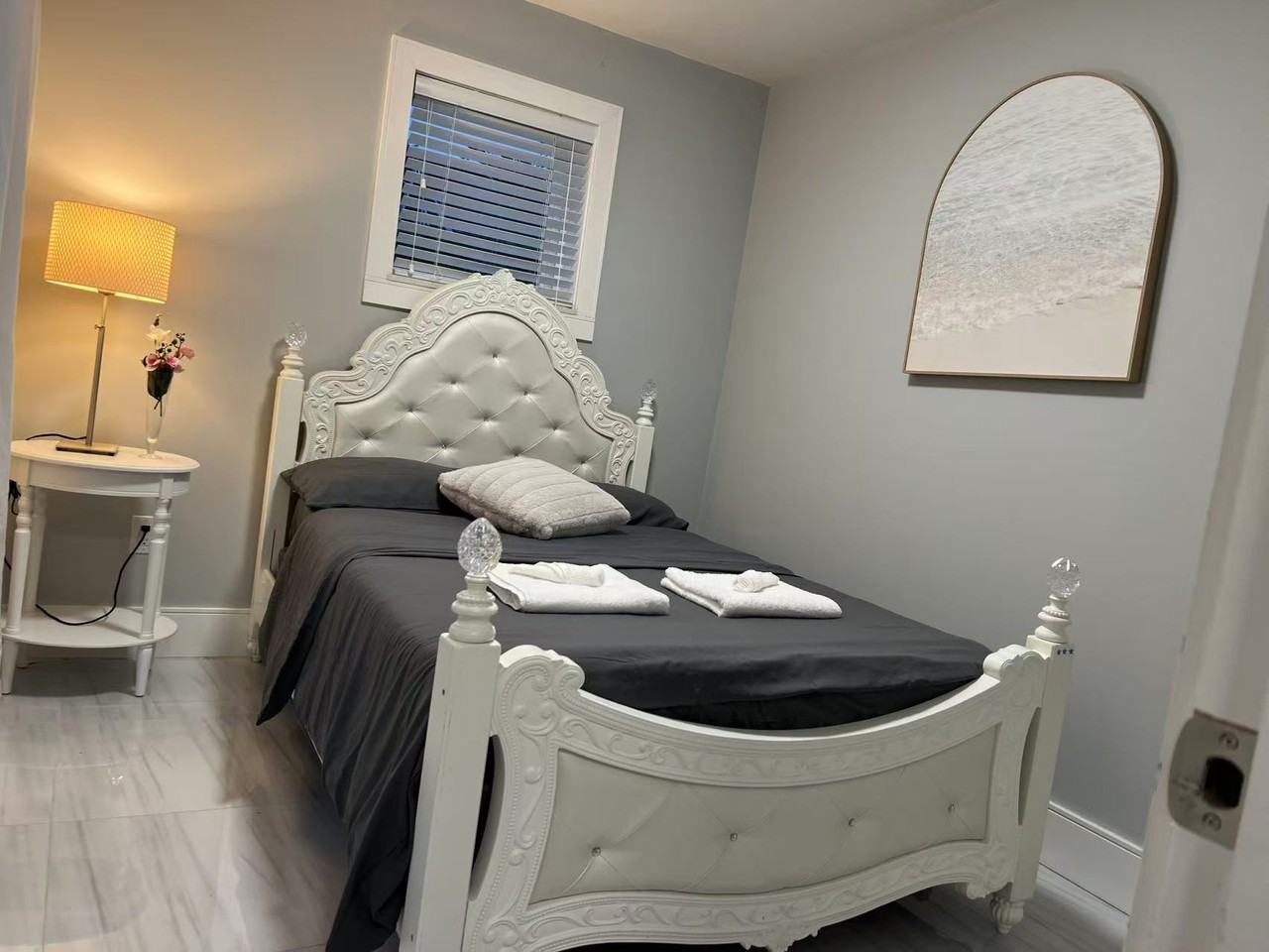 4000 West King Edward Avenue - Photo 5 of 11