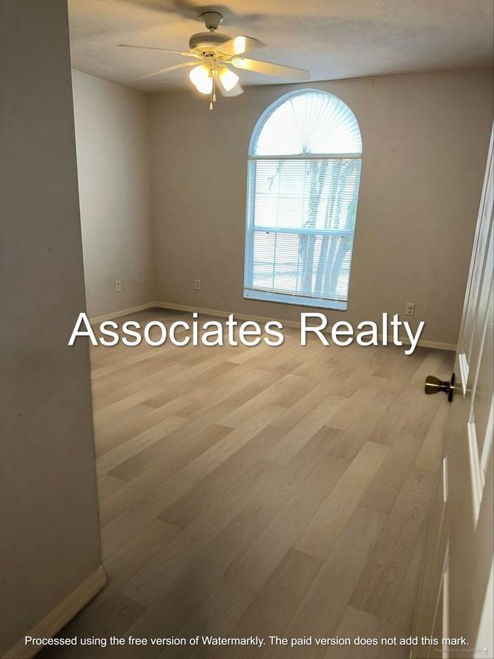12214 Nw 10th Pl - Photo 6 of 21