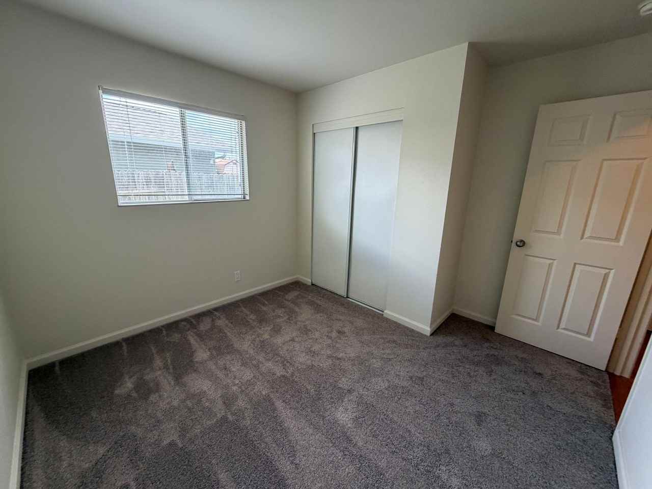 249 De Soto Dr - Photo 6 of 8