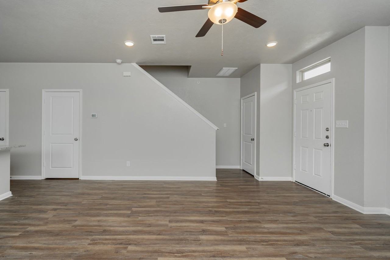 4089 Cross Park Dr #511 - Photo 6 of 43