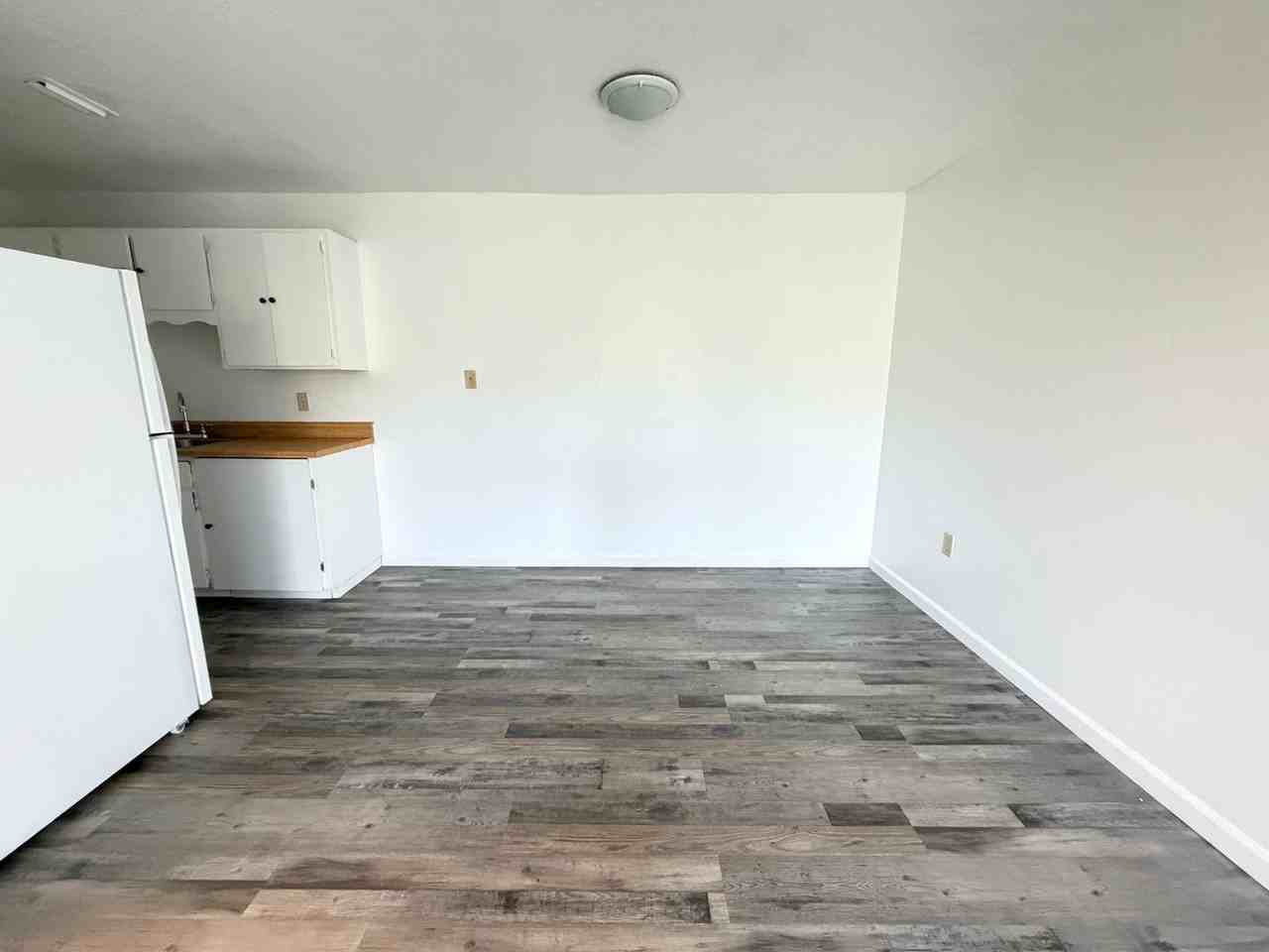 4114 Oak Dr #8 - Photo 5 of 13