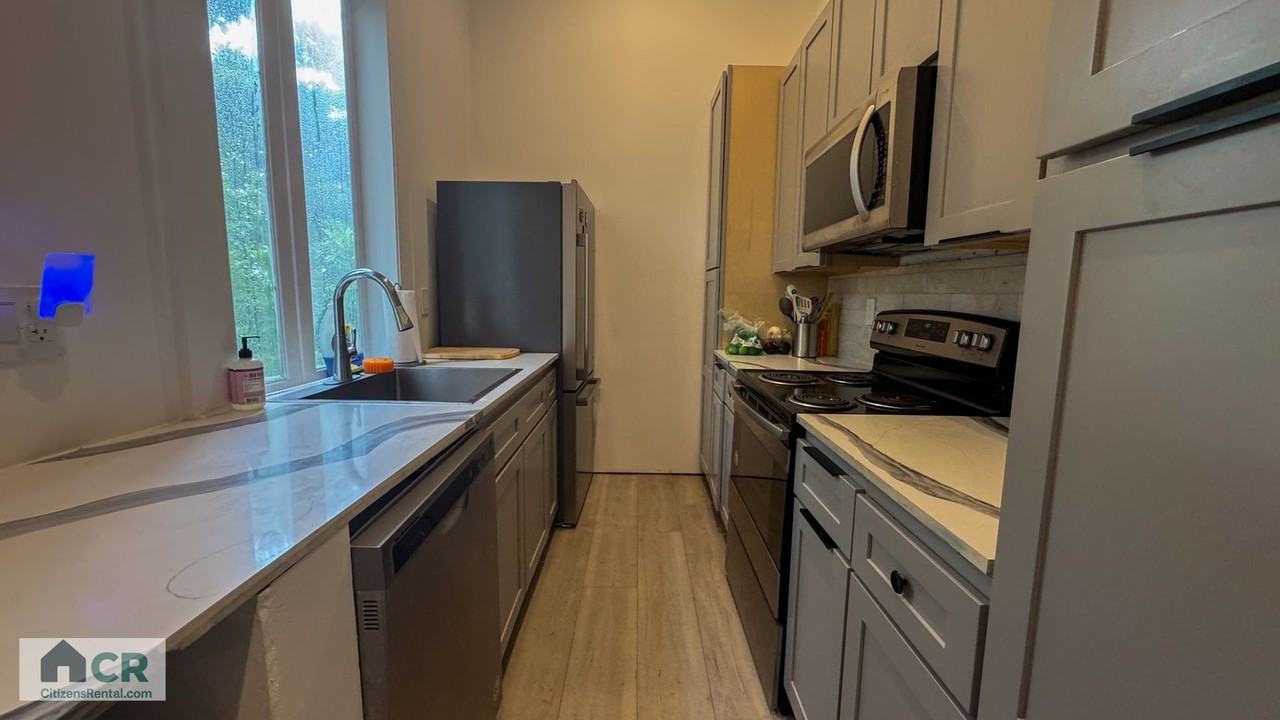 1133 1133 Pine Street - 7212 - 7214 Oak Street - 7214 Oak #B - Photo 4 of 18