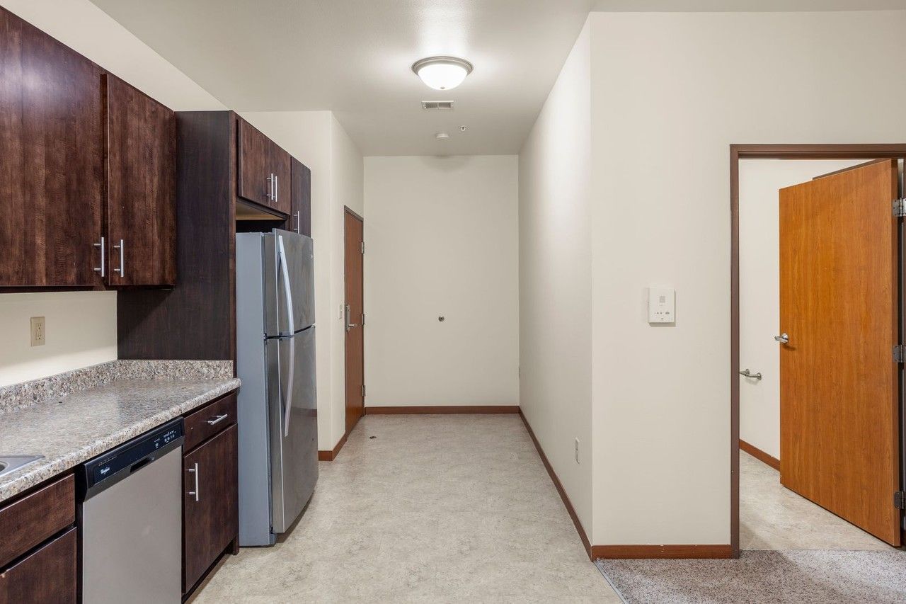 Zimmerman Apartments - Photo 2 of 21