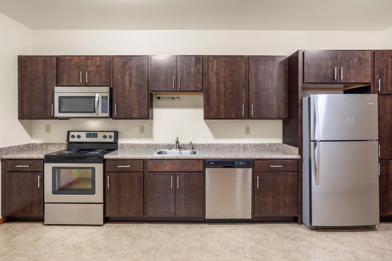 Zimmerman Apartments - Photo 3 of 21