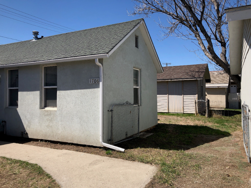 1706 N Roberts St - Photo 2 of 19