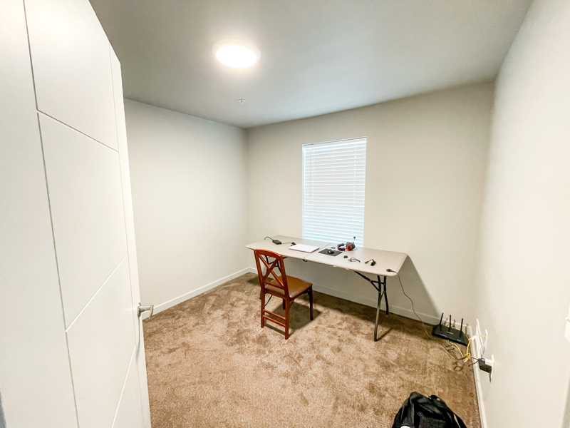 675 Sw #107 - Photo 3 of 10
