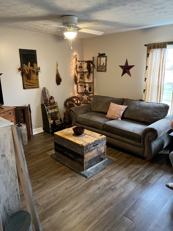 520 Buckeye St #D - Photo 2 of 24