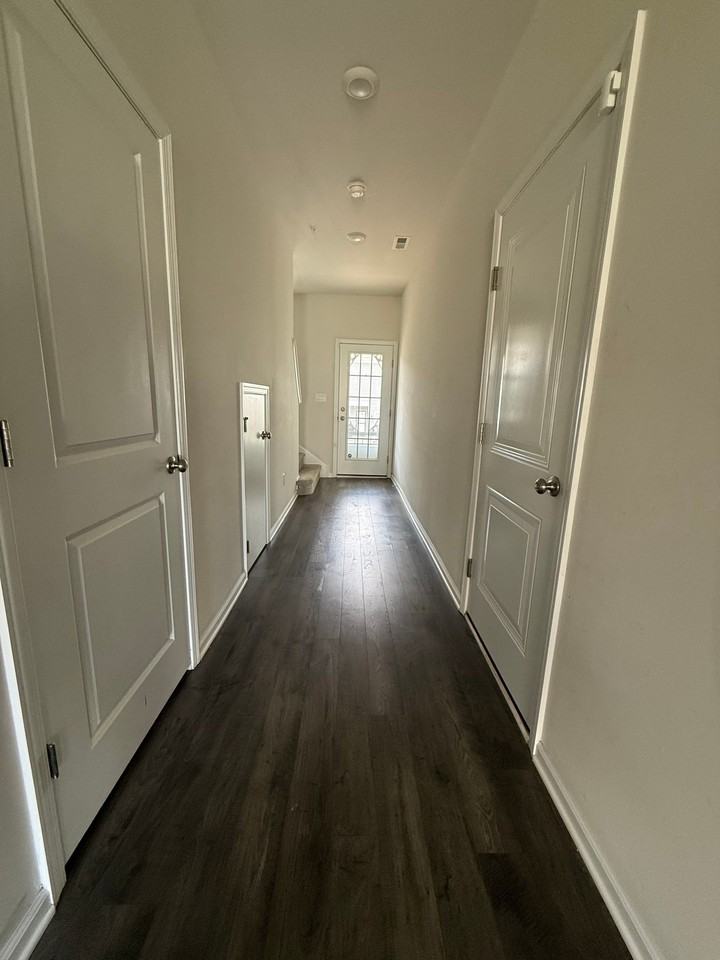 392 Trego Ave - Photo 6 of 14
