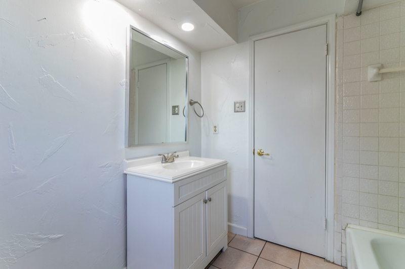 104 Scenic Dr - Photo 7 of 19