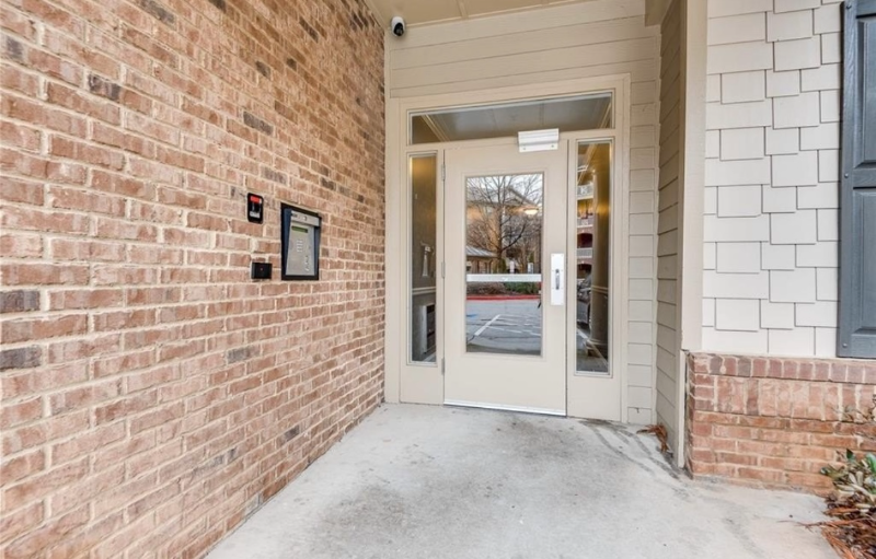 4805 W Village Way Se - Photo 2 of 22